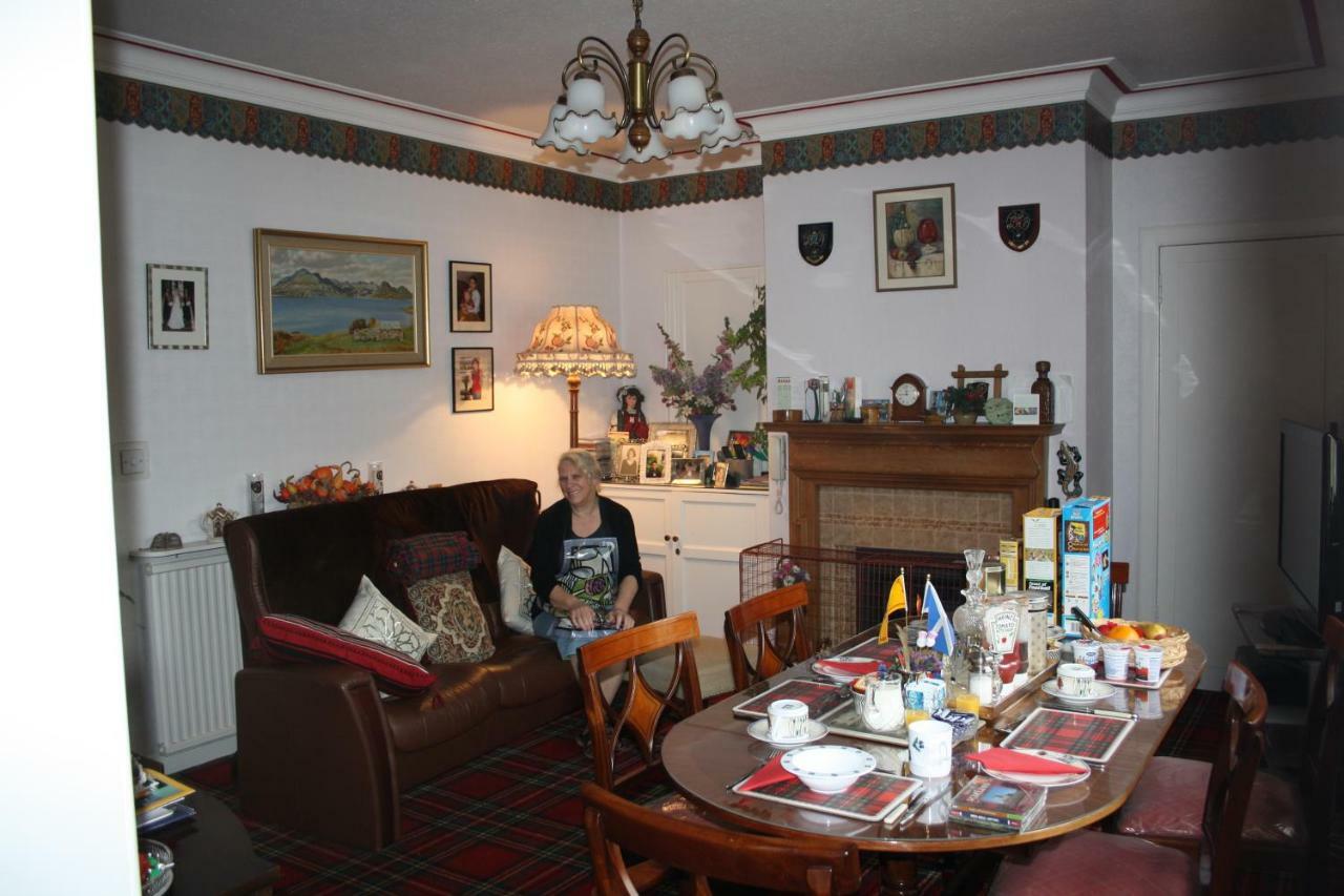 The White House Guest house Edinburgh