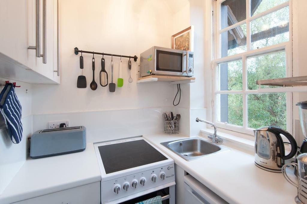 Dean Village Apartment Edinburgh