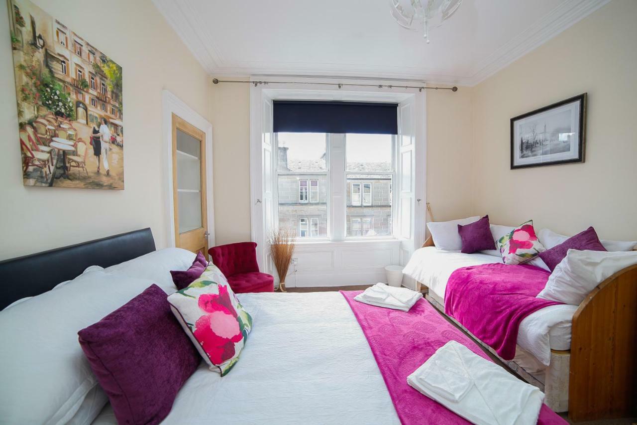 Another Apartment *