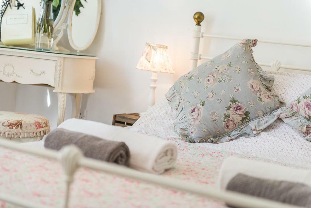Apartment Vintage Apt, Pvt Garden, Wifi, New Town *