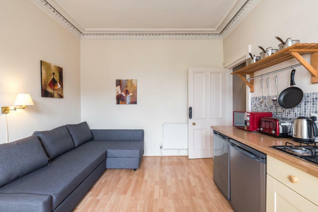 Spacious & Unique 1 Bed With Wifi