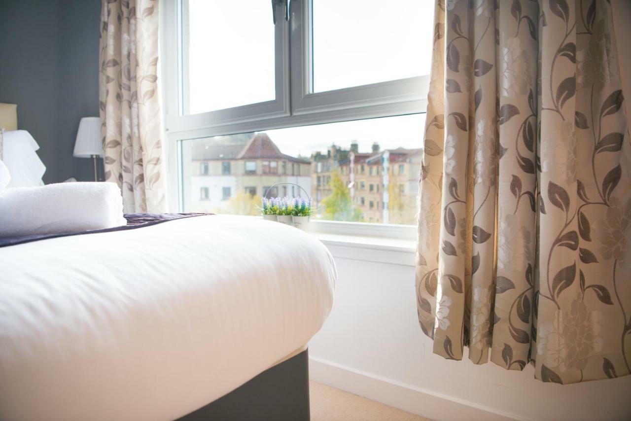 Apartment Lochend Park View Edinburgh