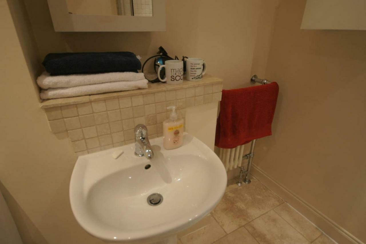 Apartment Spacious 2 Bed Next To Royal Mile & Waverley