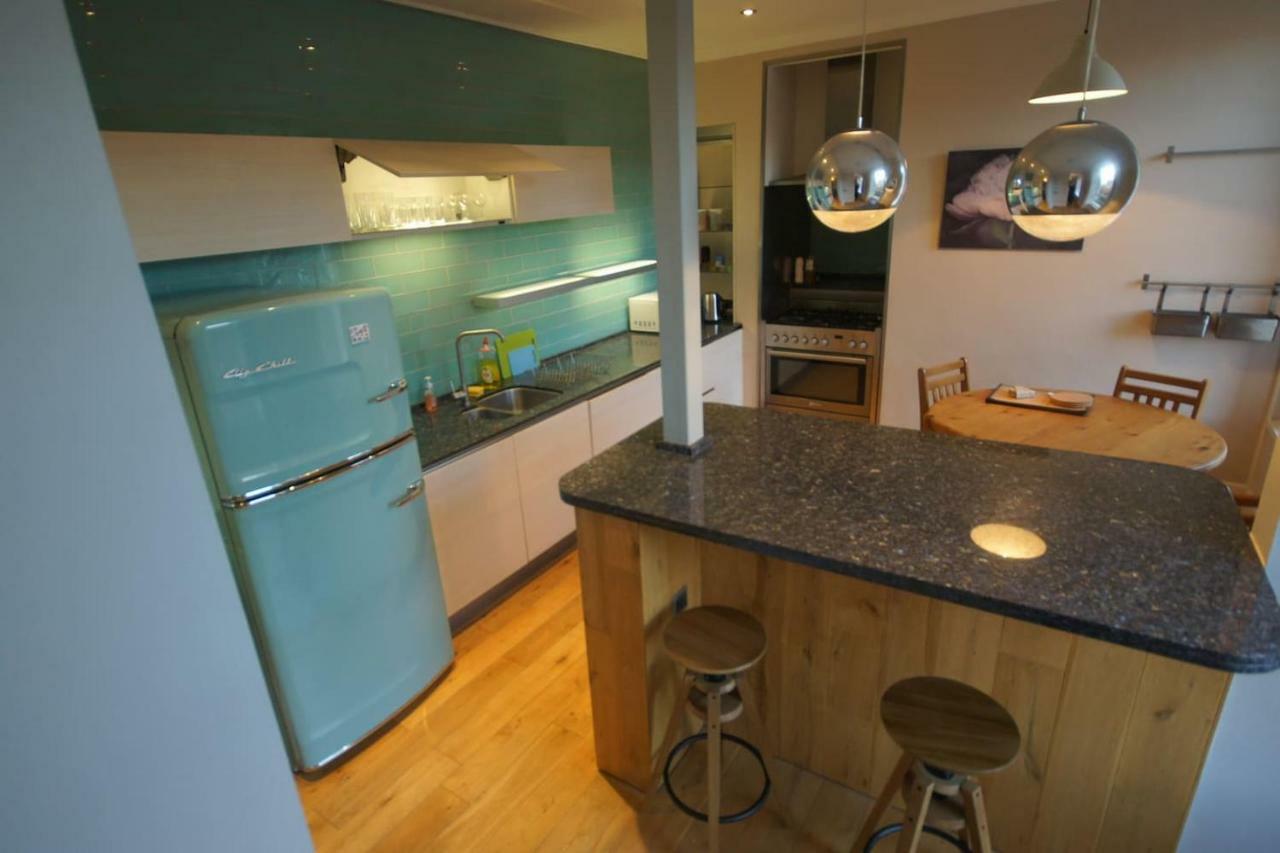 Spacious 2 Bed Next To Royal Mile & Waverley * Edinburgh