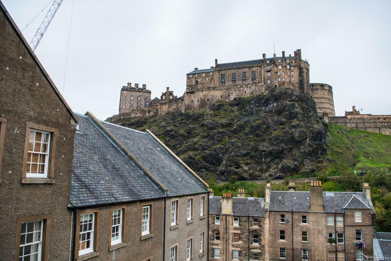 In With Great View On Castle Appartement *