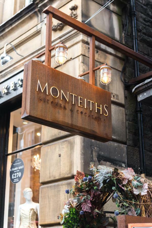 Sunny & Spacious Royal Mile Dating From 1677 Appartement