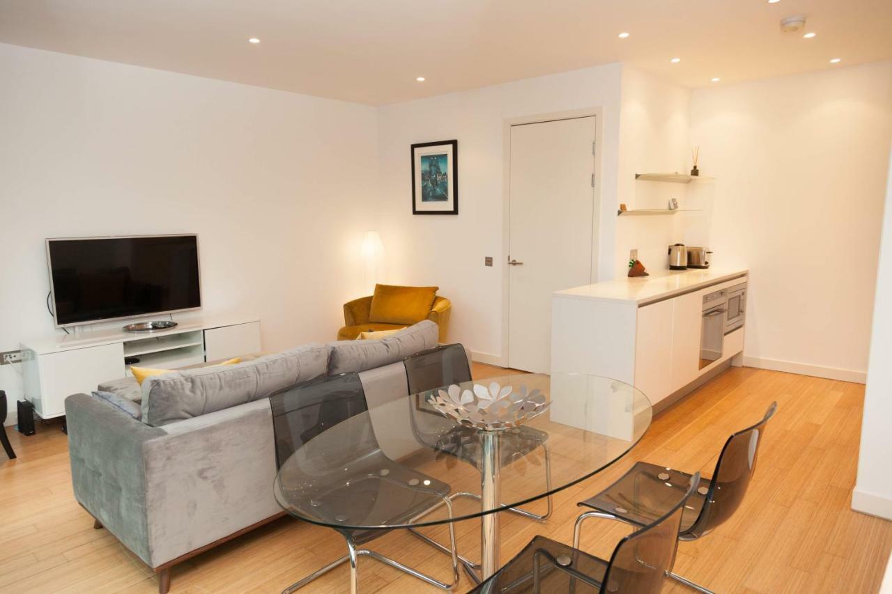 Apartment 2 Bed At Quartermile *