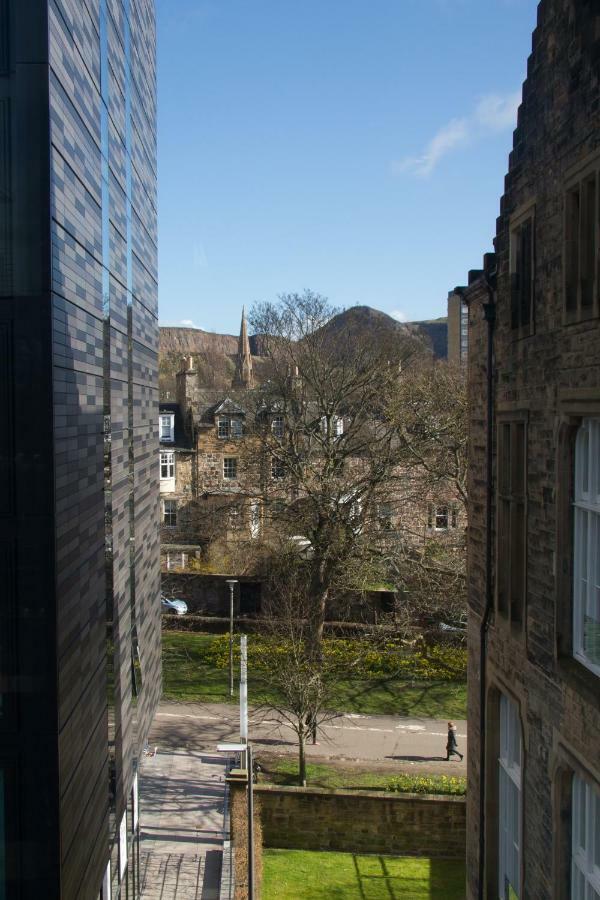 2 Bed At Quartermile Apartment *