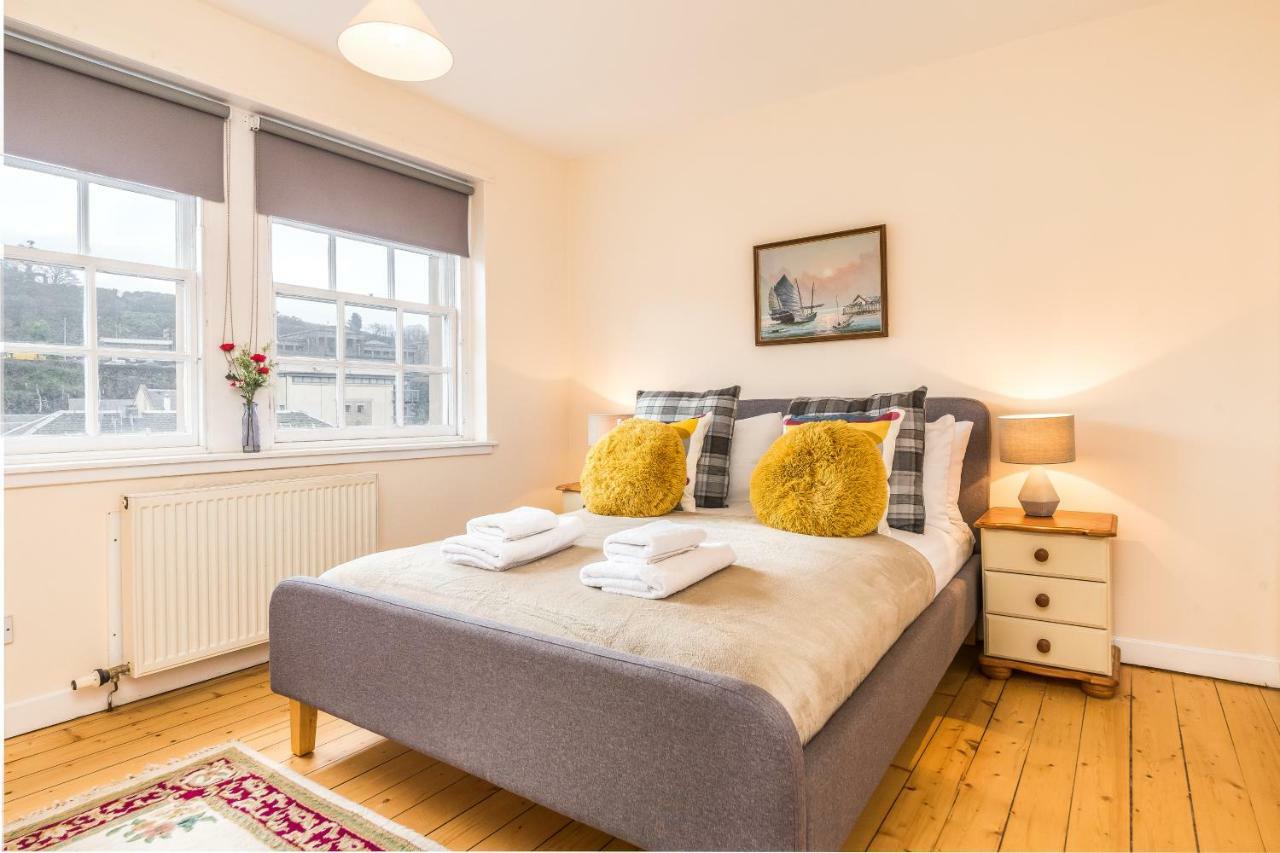 Sunny & Spacious Royal Mile Dating From 1677 Appartement EDI