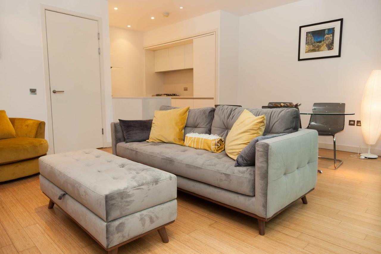 Apartment 2 Bed At Quartermile *
