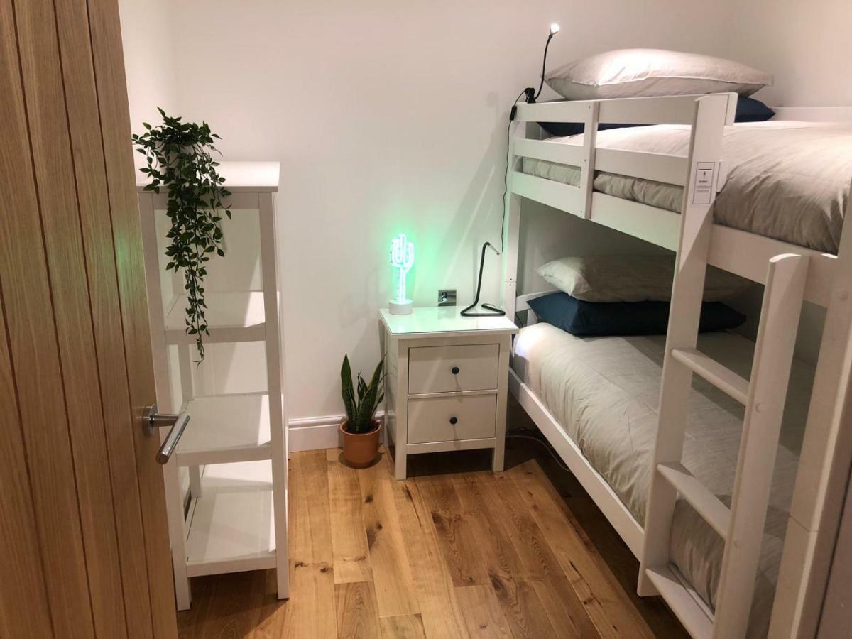 Appartement Bright 3 Bed Flat With Pool & Parking *