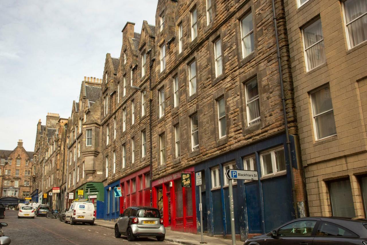 Spacious 2 Bed In The Heart Of Old Town *