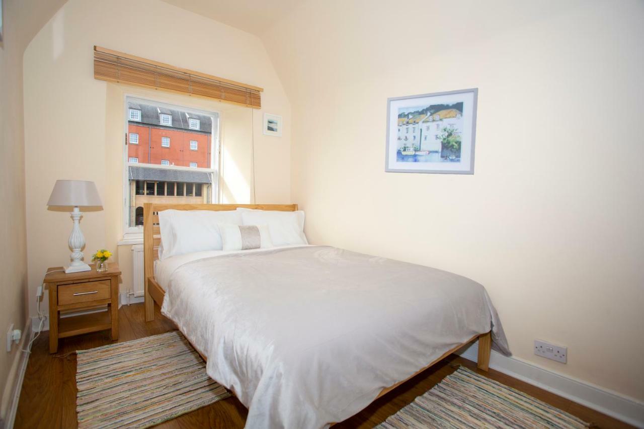 Spacious 2 Bed In The Heart Of Old Town *