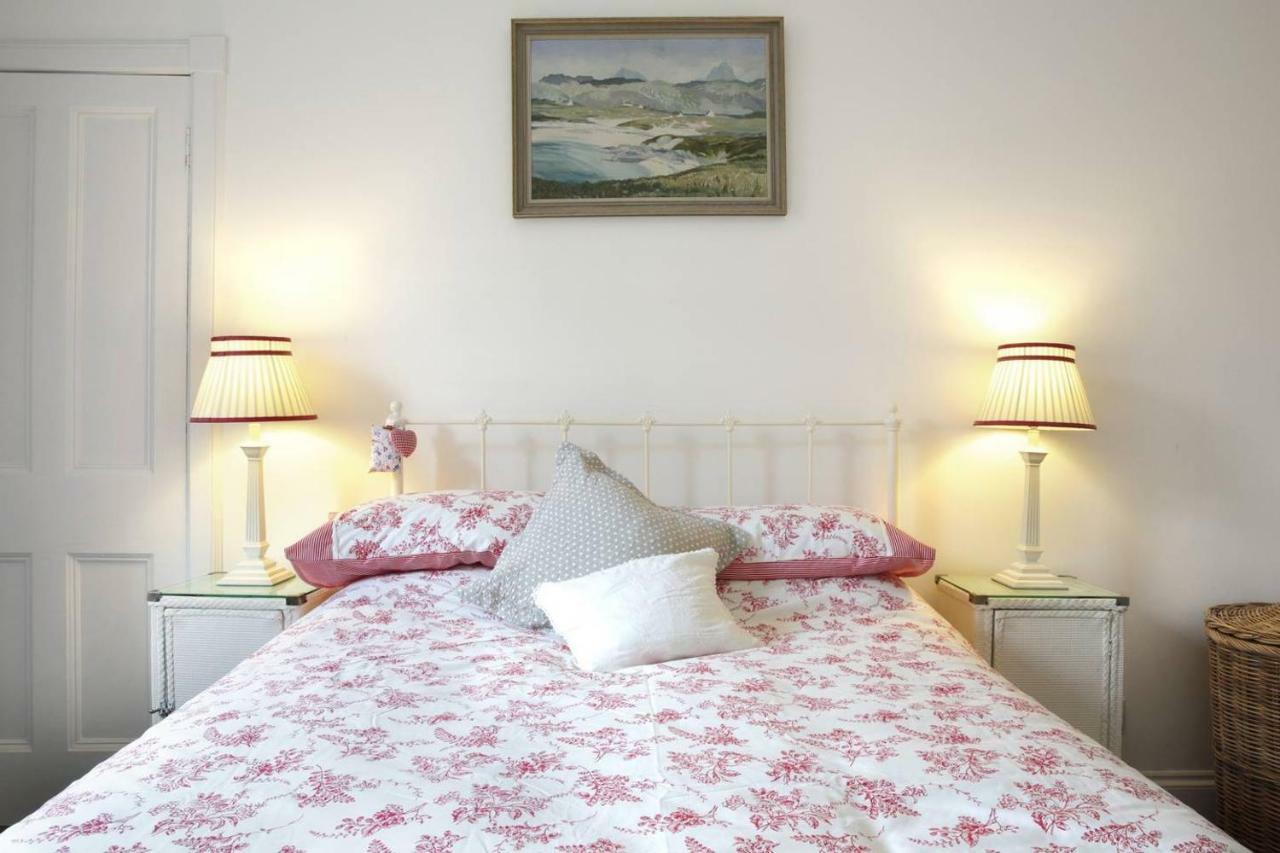5 Star Beautiful & Vintage, Spacious In Chic Location! * Edinburgh