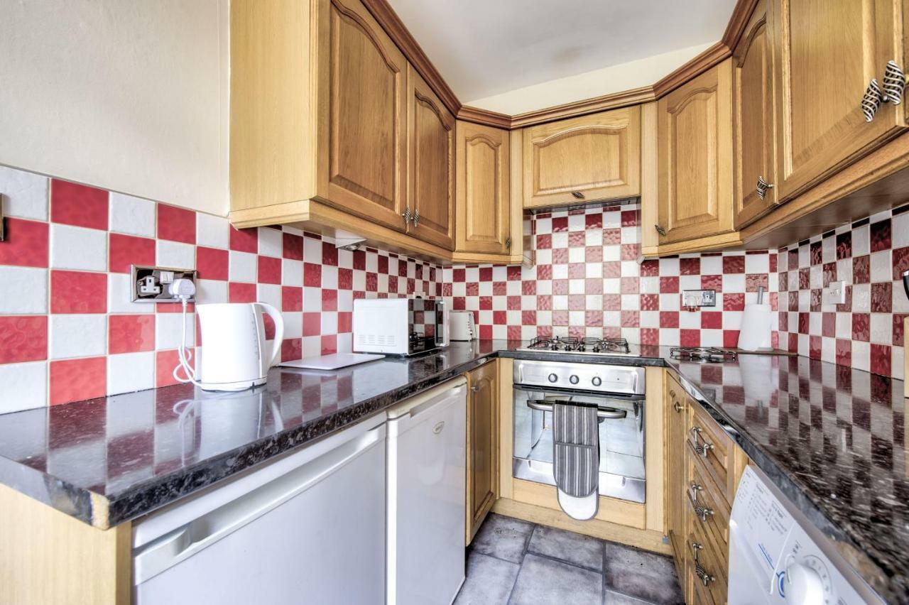 Pilton Avenue House Edinburgh