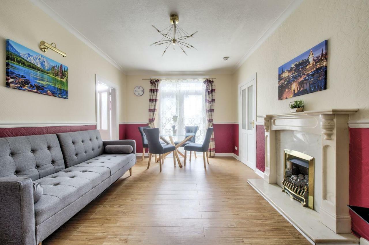 Holiday home Pilton Avenue House *