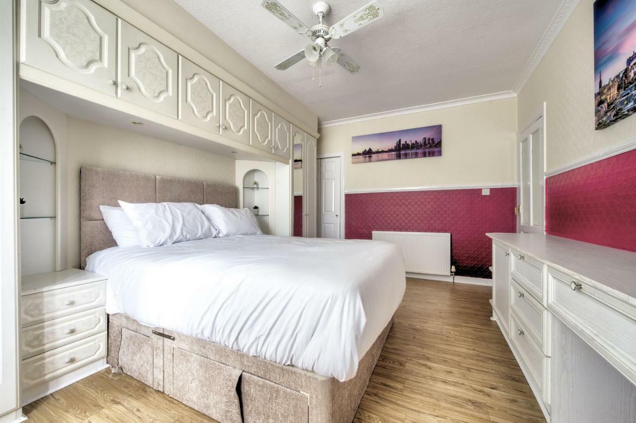 Pilton Avenue House * Edinburgh
