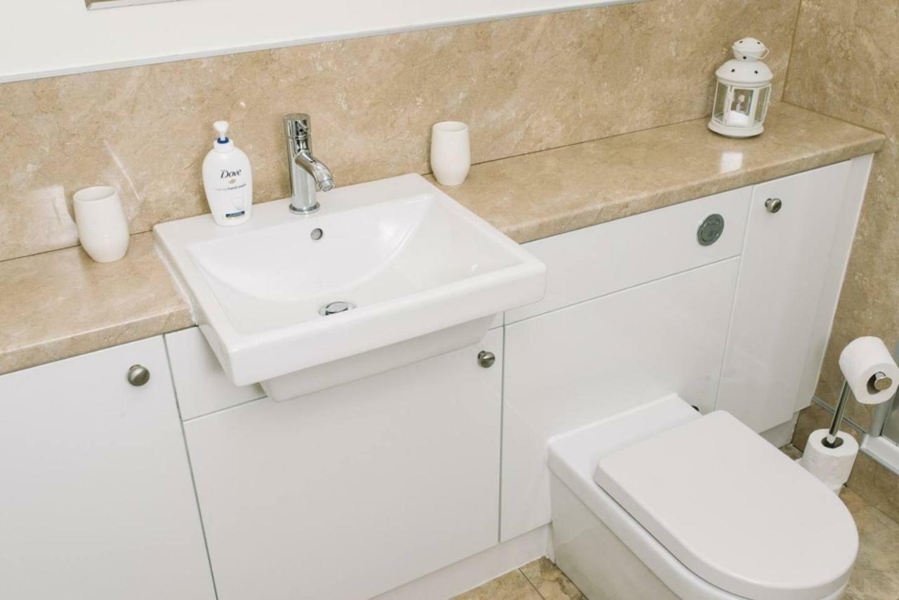 Joivy Great Location! Heart Of Centre 3bed