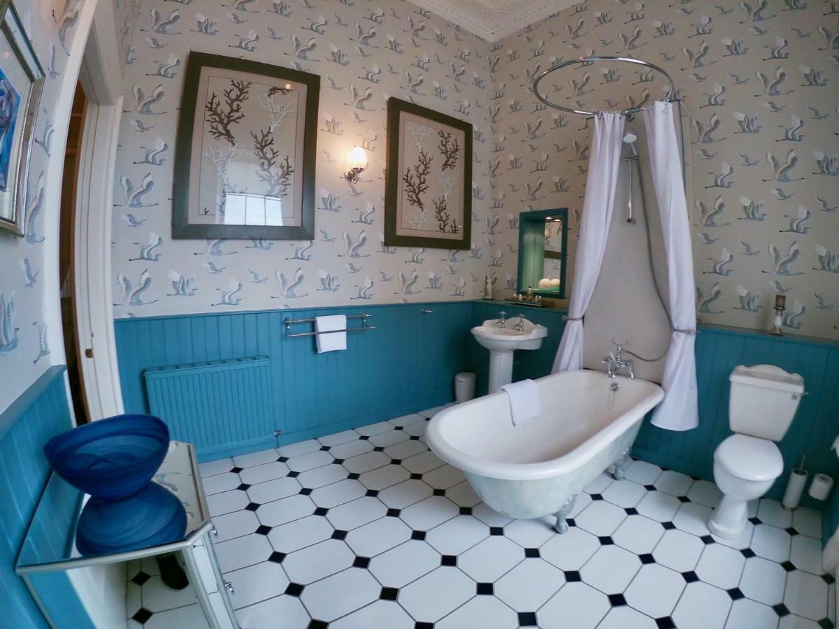 Escape To @ Albyn Place Apartment *