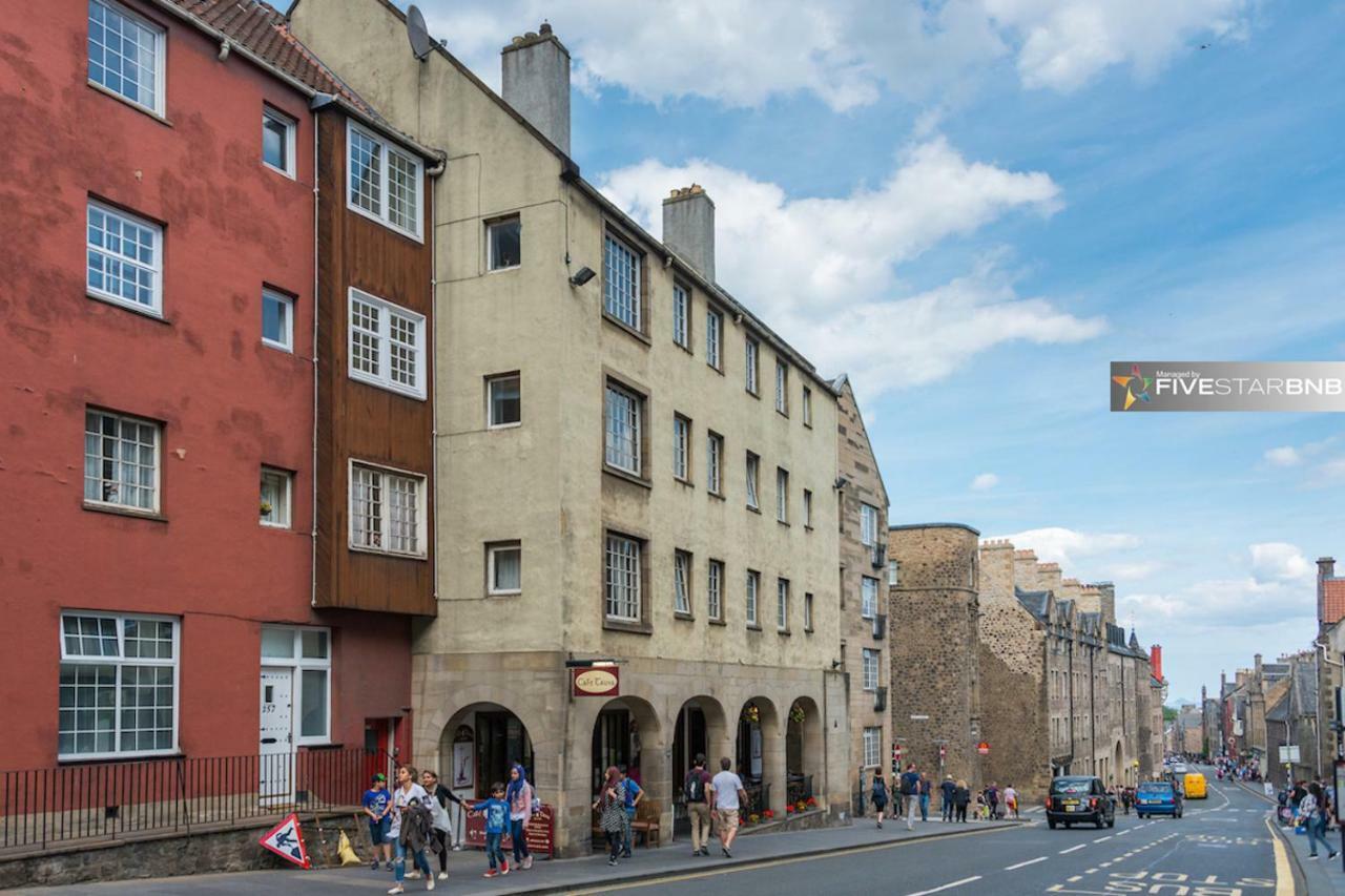 Smart Royal Mile Apartment Edinburgh