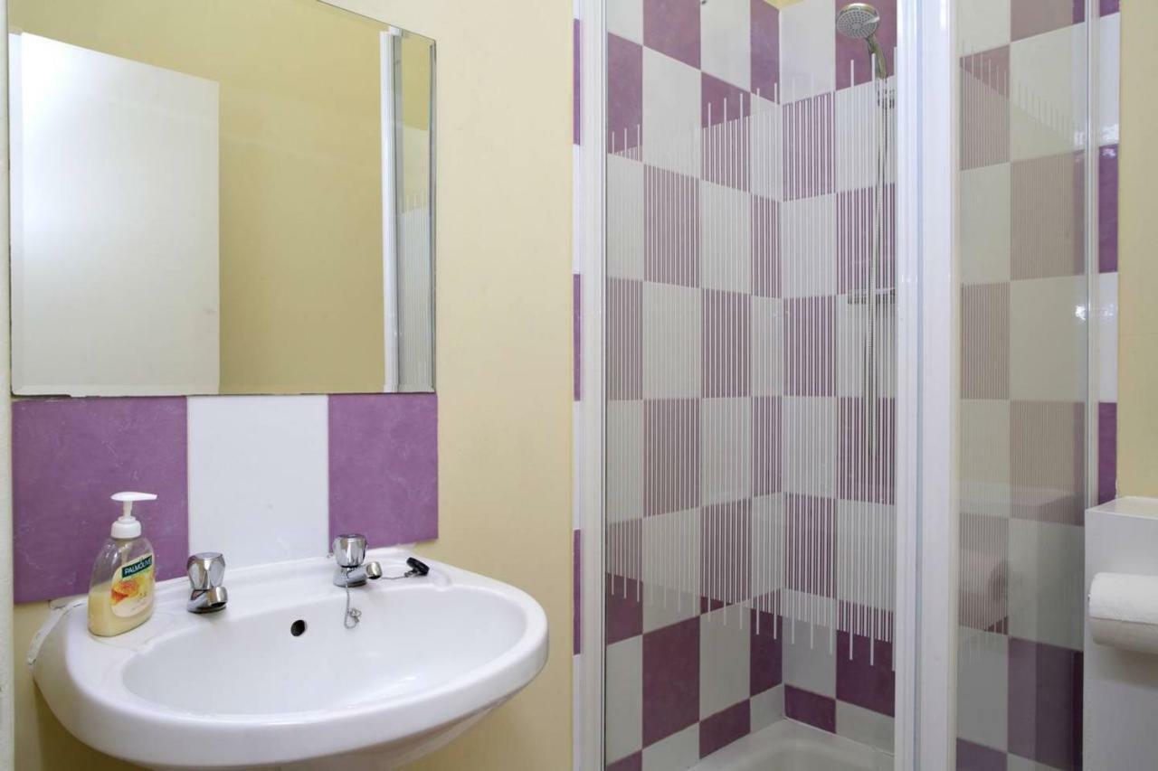 Grindlay Street Apartment