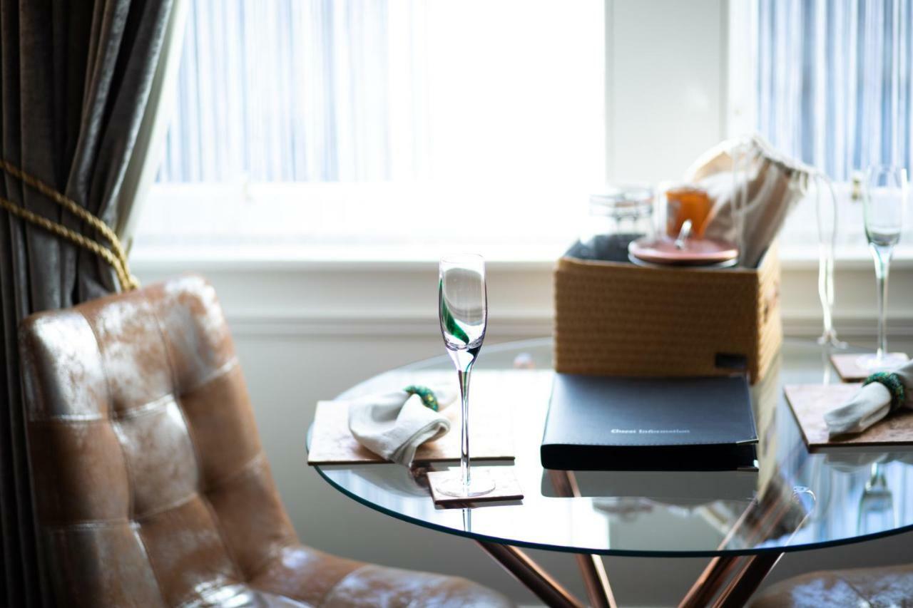 The Jeffrey Street Retreat * Edinburgh