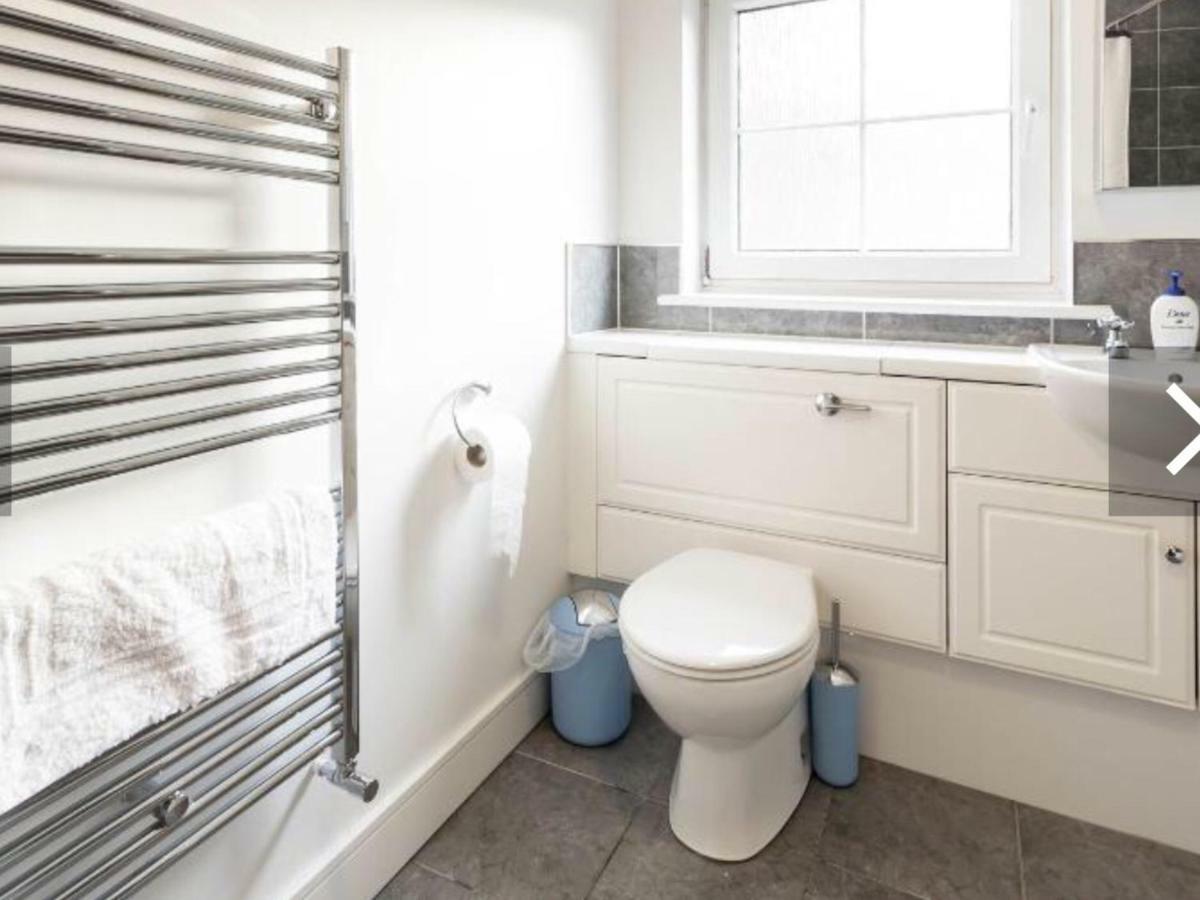 20/5 Timber Bush Apartment