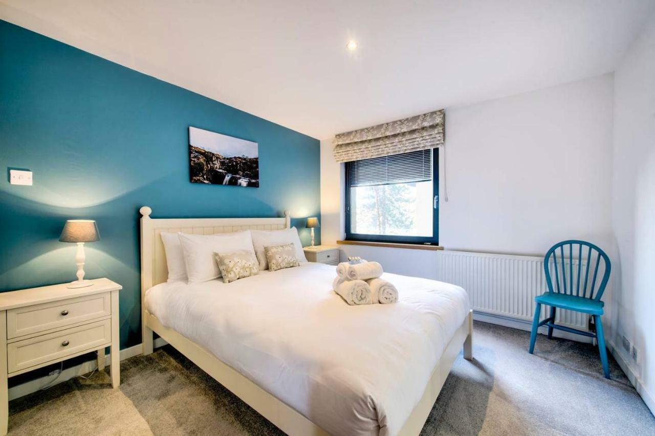 Apartment Altido Alluring 3br Apt Near The Centre With Parking Edinburgh