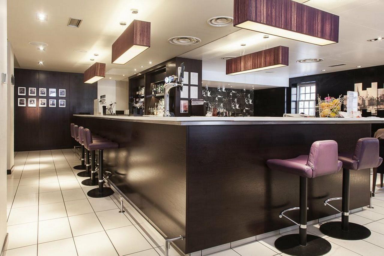 Radisson Blu Hotel, Centre Hotel