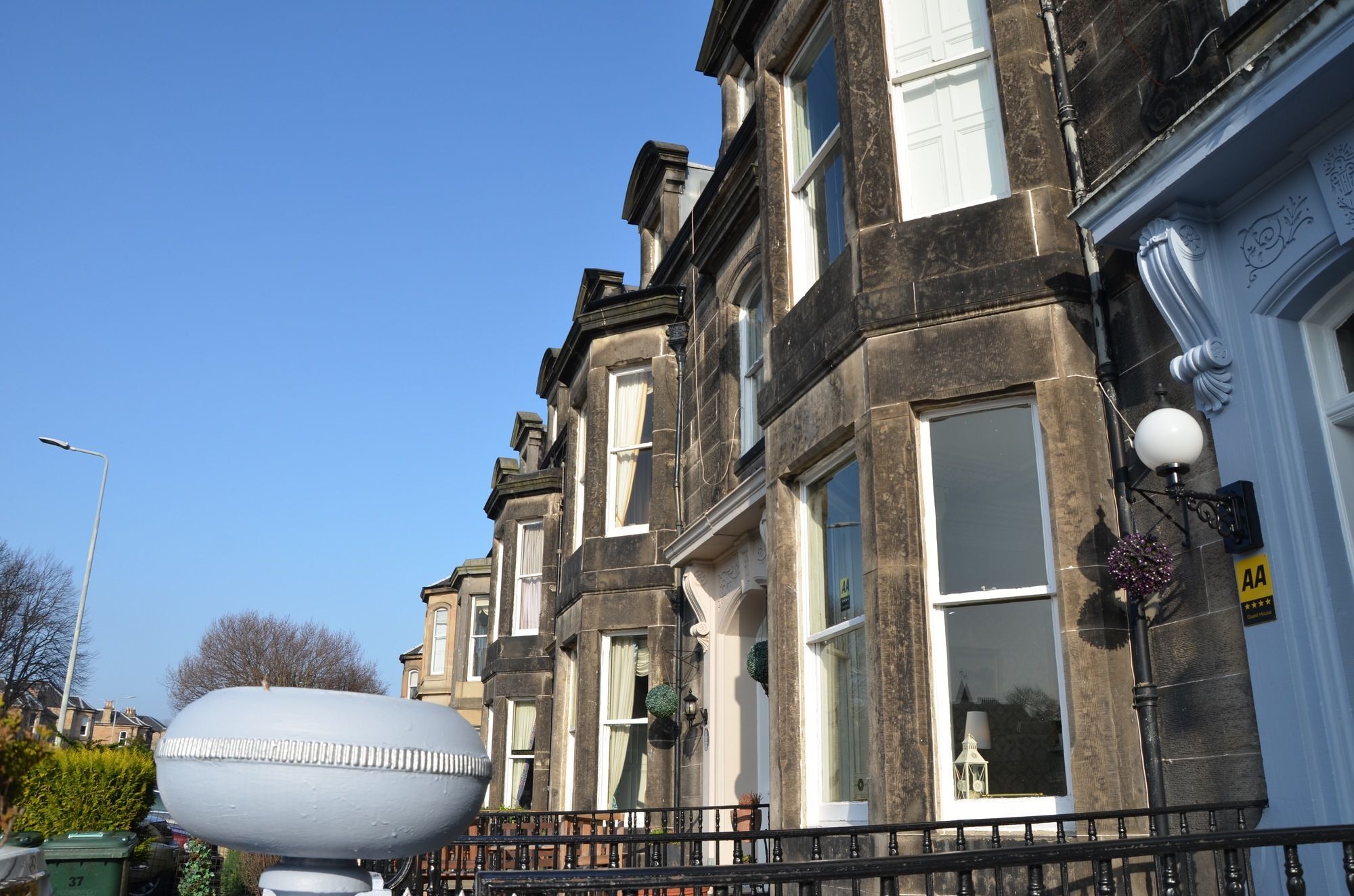 Edinburgh37 EDI
