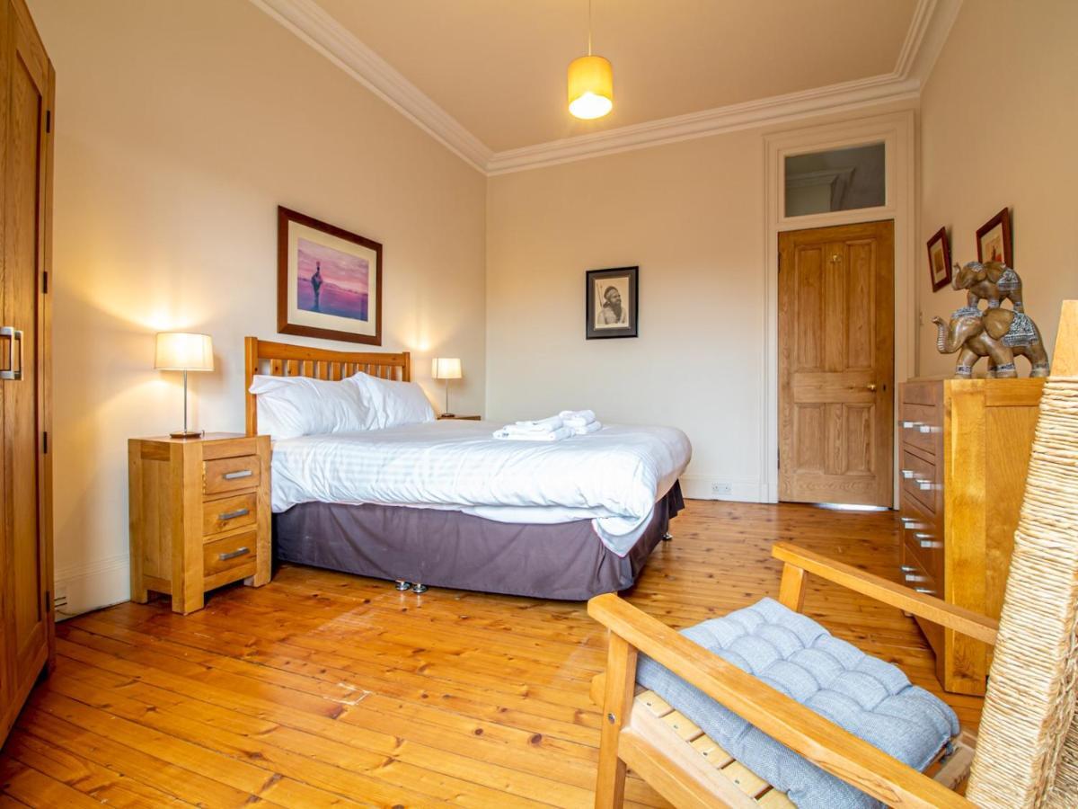 Pass The Keys Beautiful And Bright Georgian Style Morningside Apartment Edinburgh