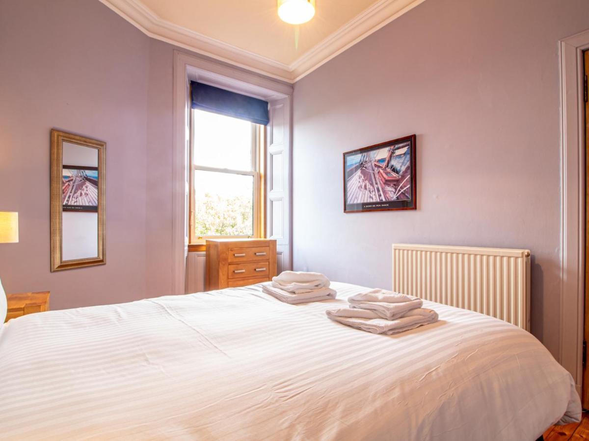 Pass The Keys Beautiful And Bright Georgian Style Morningside Apartment