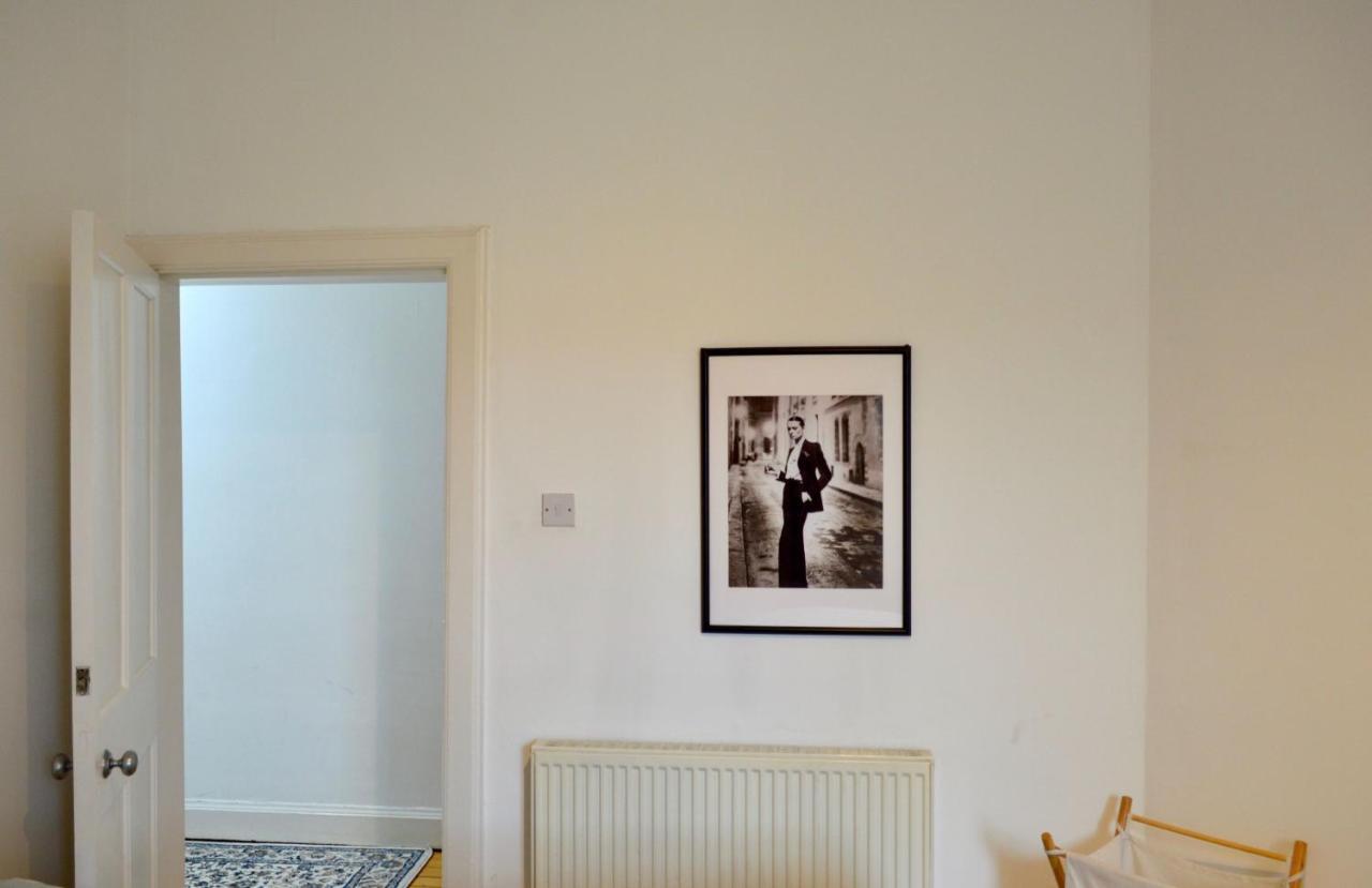 And Inviting 2 Bedroom Perfect For Festival Apartment *