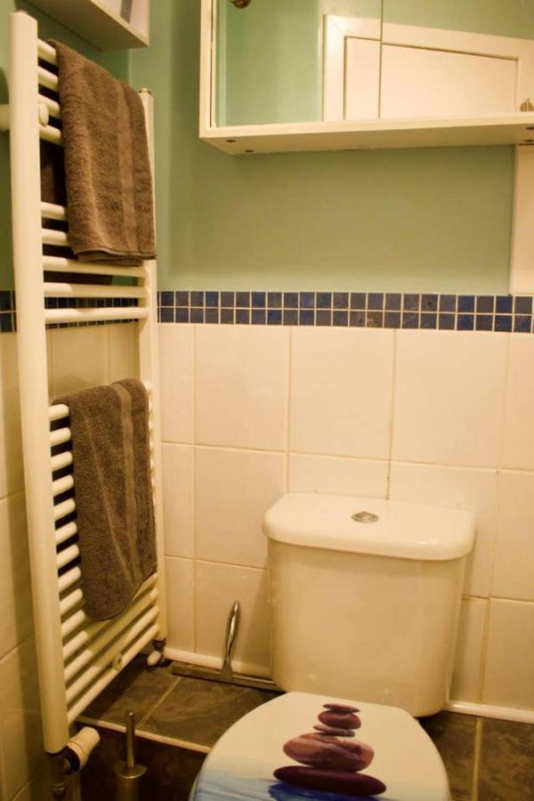 Apartment Welcoming And Homely 2 Bed In Location Edinburgh