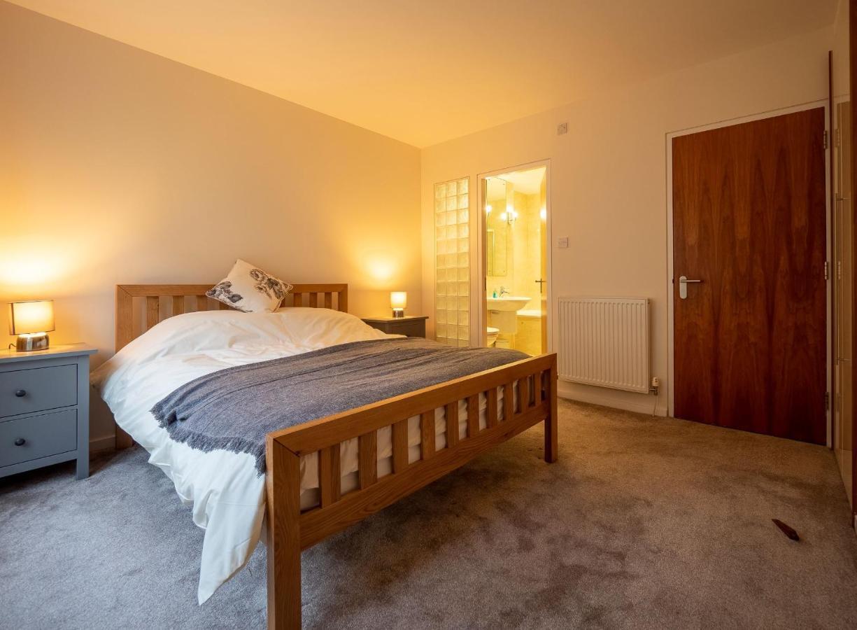Altido Elegant 2br Apt With Balcony And Parking EDI