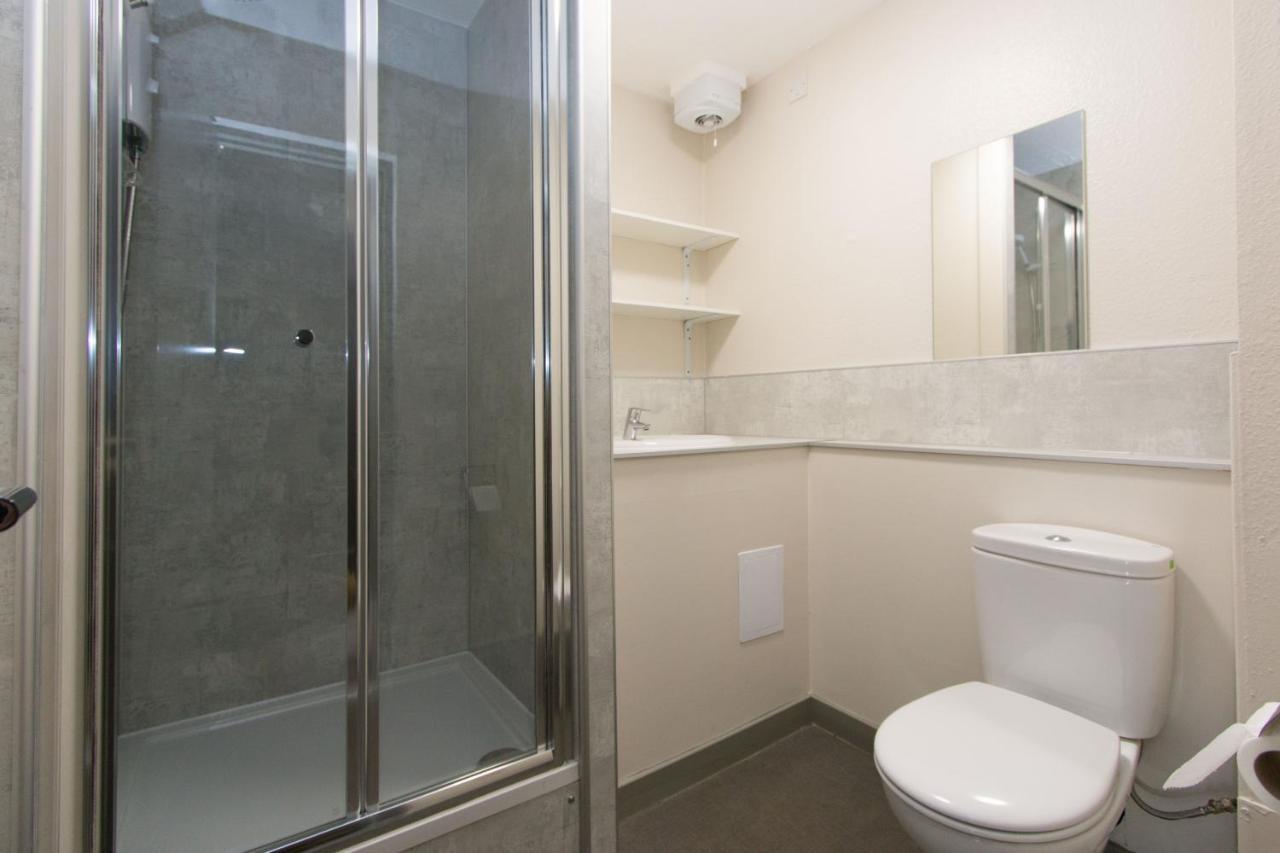 Destiny Student - Meadow Court Appartement *