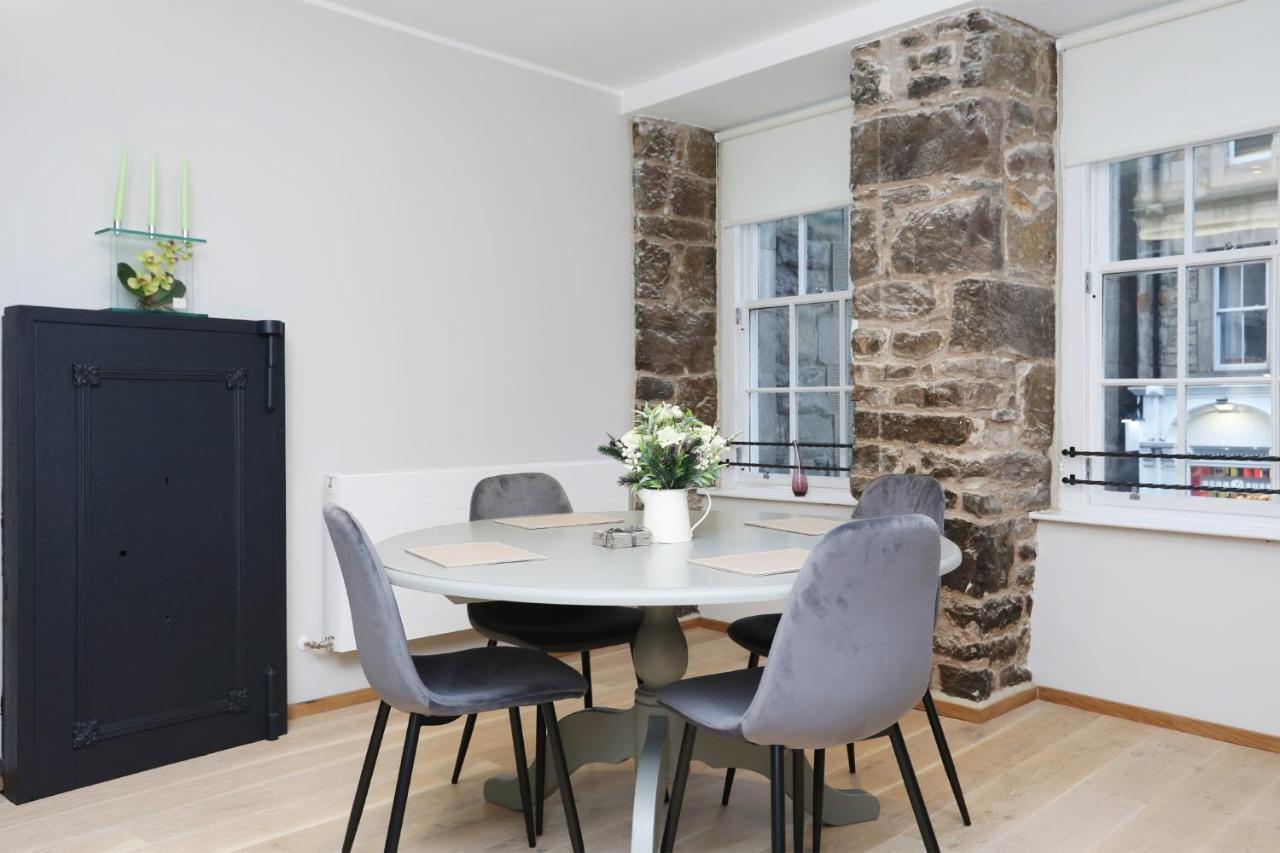 Joivy Refurbished On The Royal Mile Appartement *