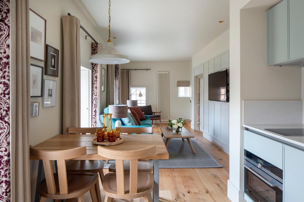 Cheval Abbey Apartments, At Holyrood