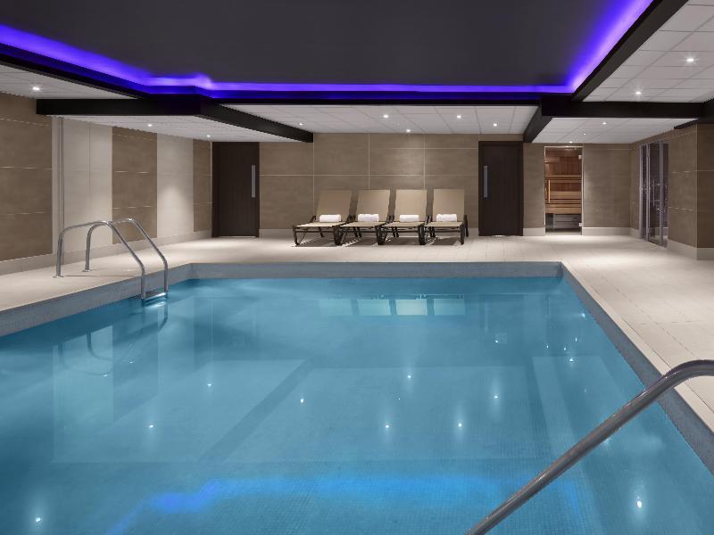 Hotel Radisson Blu Hotel, Centre 4*