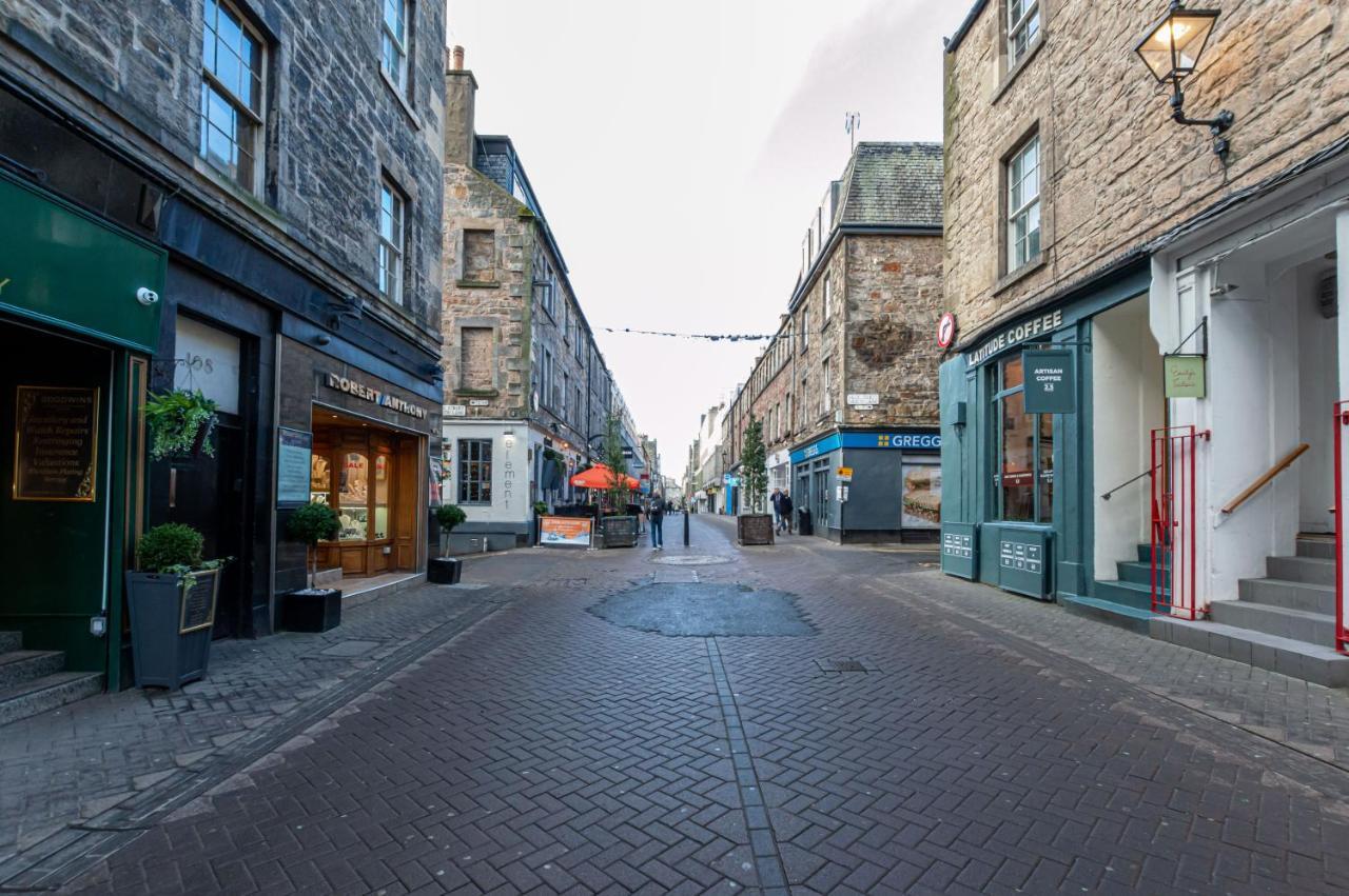Tony Asga - Tony's Heart Of Centre Sleeps 2 * EDI