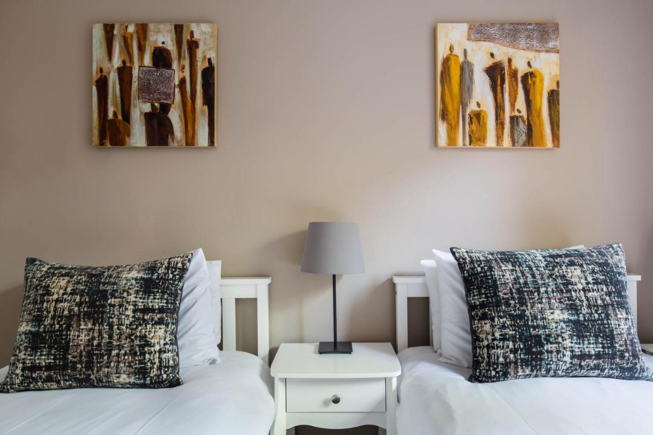 Dicksonfield Groud Floor Apartment Edinburgh
