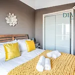 Edinburgh, 2Bed Apt, Sea View Free Parking Leisure Or Business