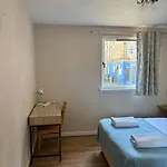 Quiet Central Apartment For Upto 4 People