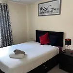 Pretty Room In The Heart Of Edinburgh