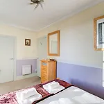 Guestready - Historic Edinburgh Old Town Apartment
