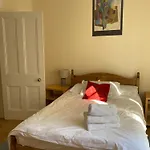 Cute 1 Bedroom Retreat In Beautiful Stockbridge