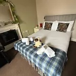 1 Bedroom Apartment In Old Town