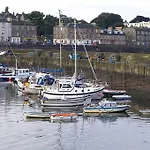 Premier Inn Edinburgh Leith Waterfront