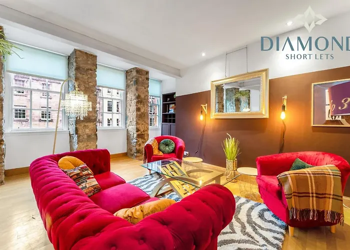 1 Bed Apartment, Edinburgh Royal Mile - Diamond Short Lets