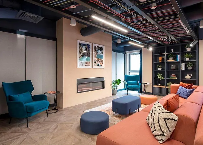 Sleek Studios, Apartments And Private Bedrooms At Silk Mill Close To Edinburgh Old Town